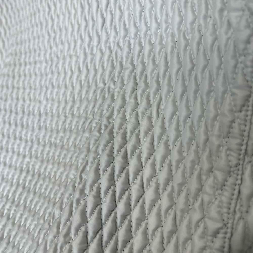 Columbia  White Vest - Picture 5 of 12